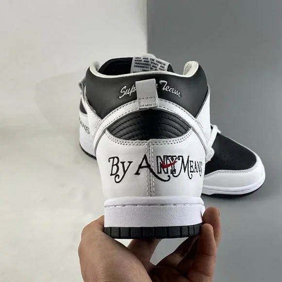 NIKE SB Dunk High "By Any Means - Picture 2 of 5